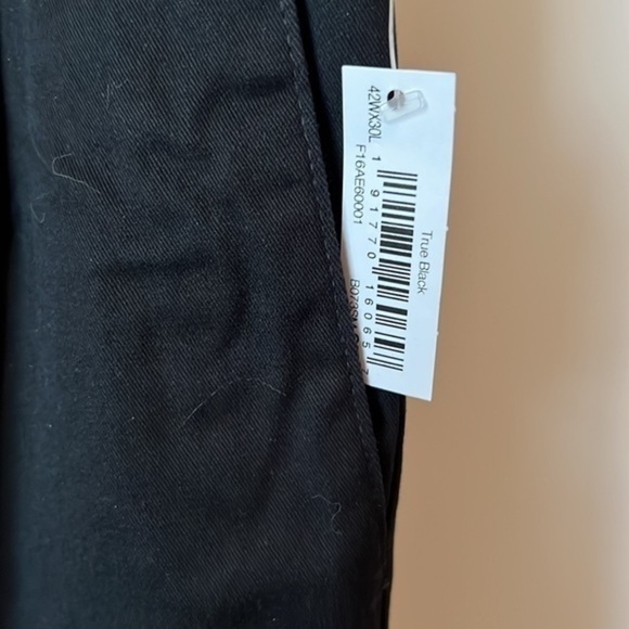 NWT Amazon Essentials Classic-Fit Wrinkle-Resistant Chino Men’s 42Wx30L Black - Picture 5 of 8